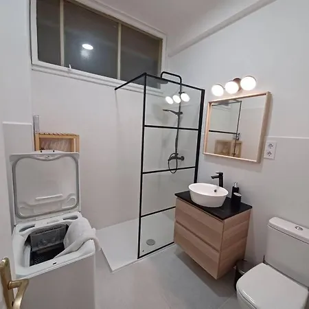 Hero's Square Apartment Budapest