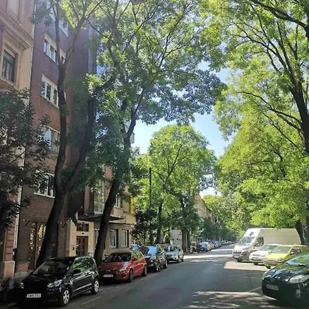 Apartment Hero's Square *